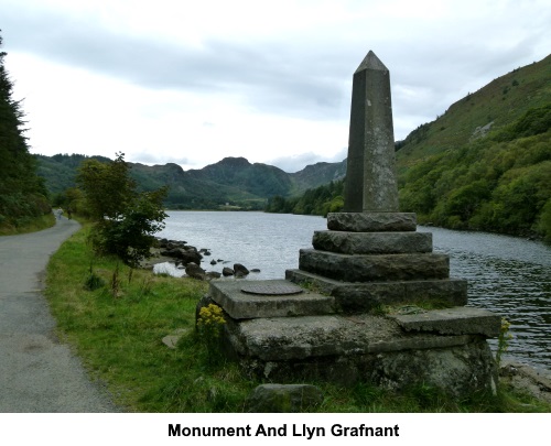 Monument at Llyn Crafnant.