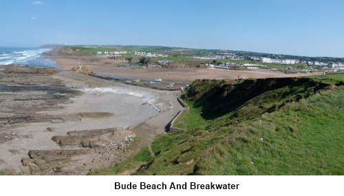 Bude beach and breakwater