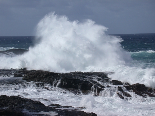 Waves at El Golfo