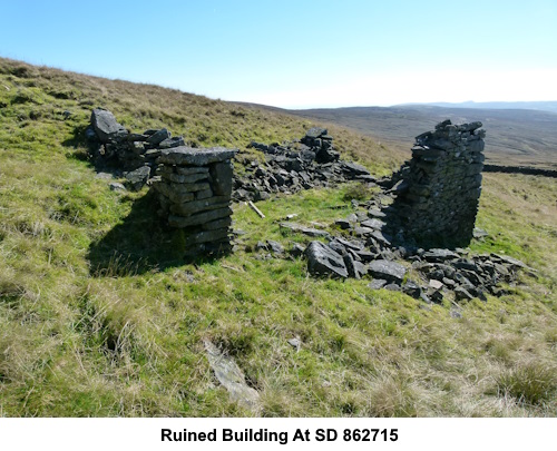 Ruined building at SD 862715.