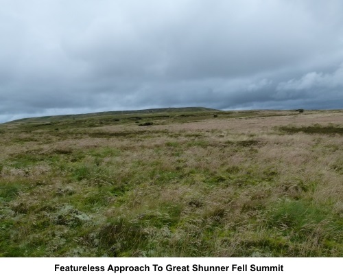 The featureless approach to Great Shunner Fell