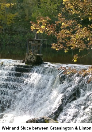 Weir and sluce between Grassington and Linton