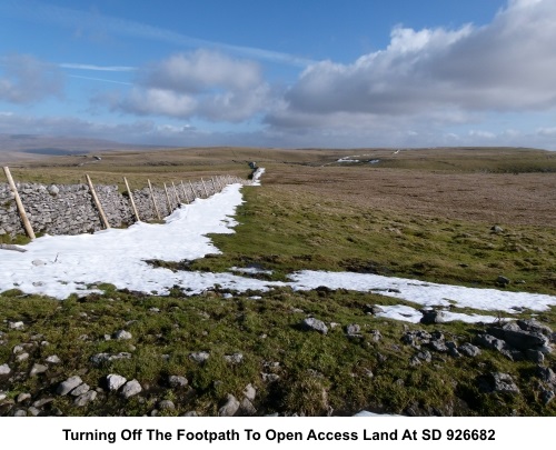 Turning off the footpath on to open Access Land