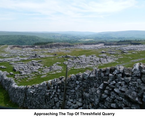 Approaching the top of Threshfield Quarry